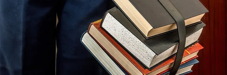 雅思思培怎么选？加拿大留学移民三大语言考试有什么区别？